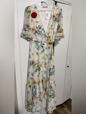 Hope & Ivy The Flora Maxi Wrap Dress Meadow Floral Flutter Sleeve Lace Trim NWT